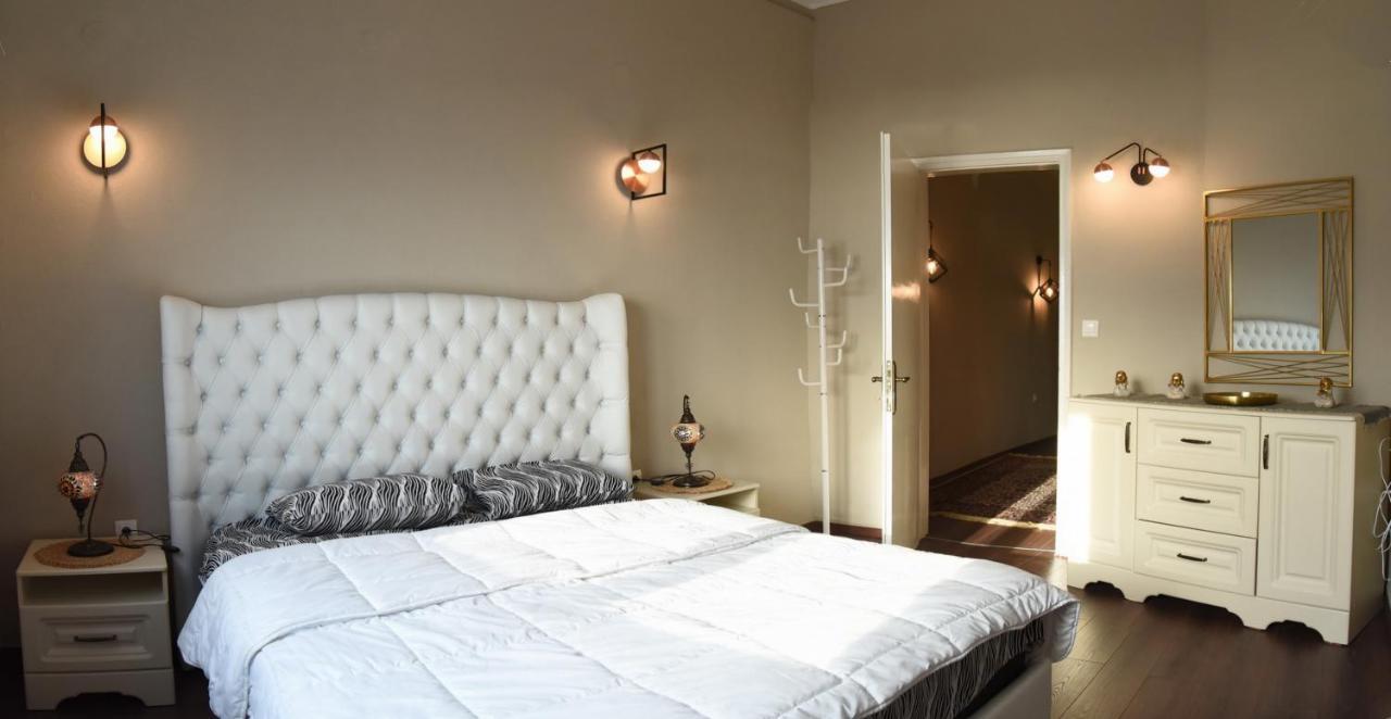 Golden Sea View - Old Town Apartment Kavála Luaran gambar